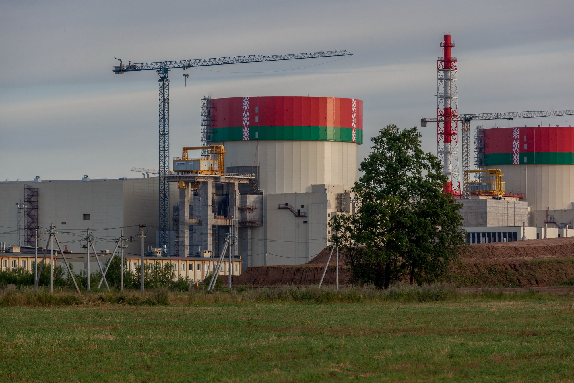 На втором энергоблоке Белорусской АЭС начались испытания систем безопасности первого контура реакторной установки.